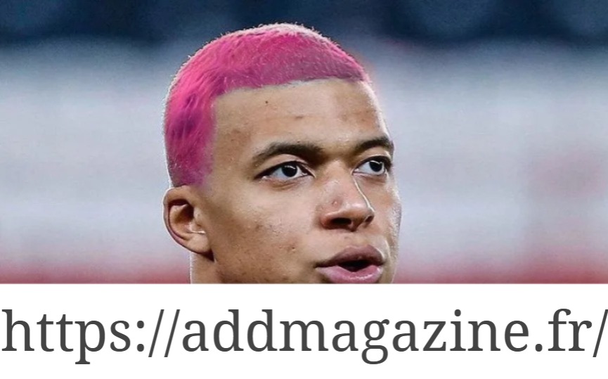 Mbappé cheveux rose